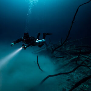 Sidemount diver in Cenote Angelita